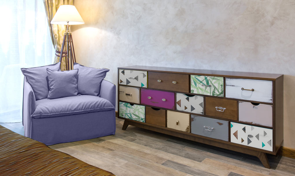 Ideas de decoración para revestir tus muebles con papel pintado   Decoración de unas, Papel adhesivo para muebles, Muebles forrados con papel